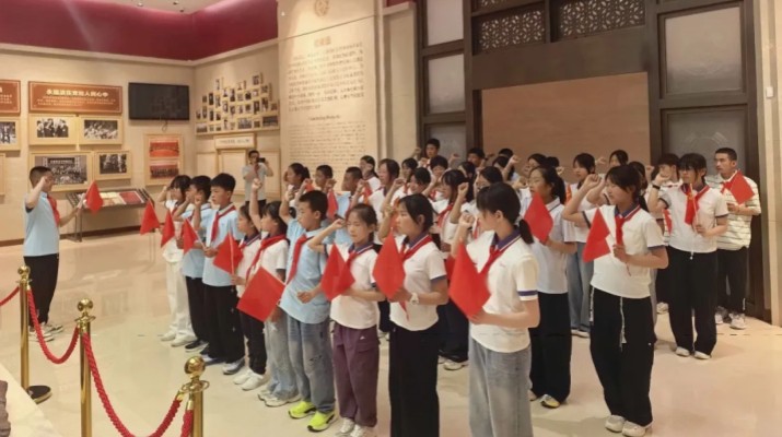 傳承紅色基因  爭做時代少年——甘肅文旅集團赴南梁開展“六一”結對關愛兒童紅色研學活動